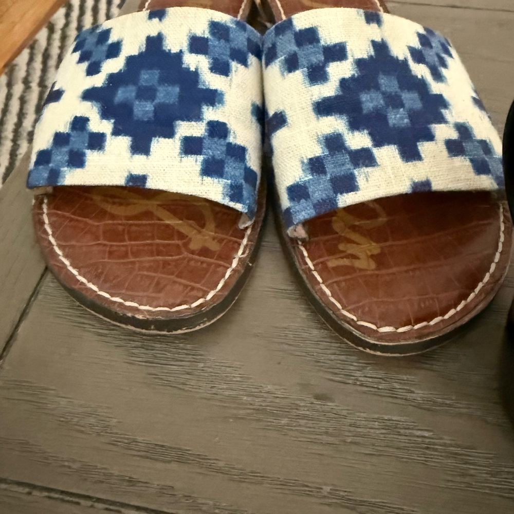 Sam Edelman Blue and White Patterned Slide Sandals